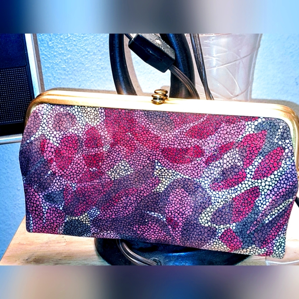 Hobo abstract foliage wallet